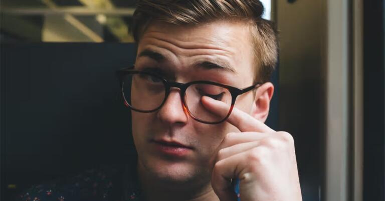 Excessive Eye Blinking : Symptoms, Causes, and Home Remedies