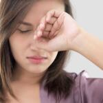 Itchy Eyes at Night : Causes, Home Remedies & Treatment