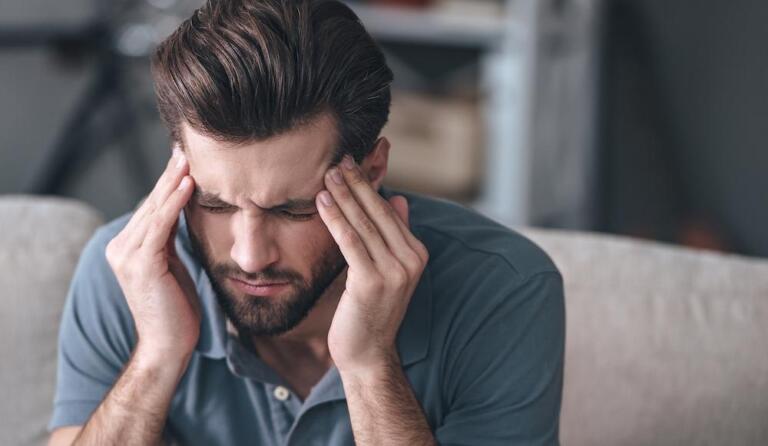 Spinal Headache Overview, Symptoms Causes and Treatment